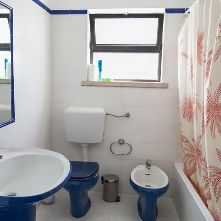 Fernando Pessoa Guest house *