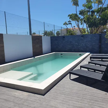 Fernando Pessoa Гостевой дом Фару